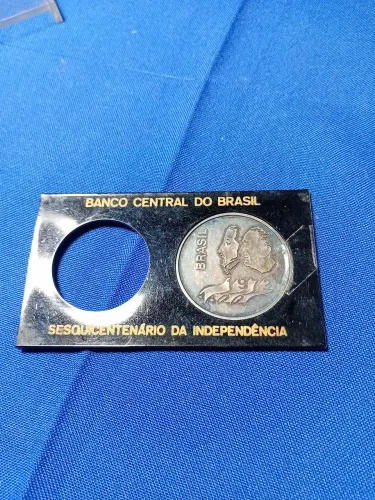 Moeda de 20 cruzeiros de prata de 1972 no estojo