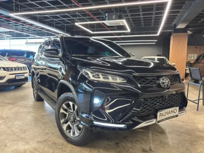 Toyota Hilux SW4 Diamond 2.8 TB 4X4 Die. Aut. 2022