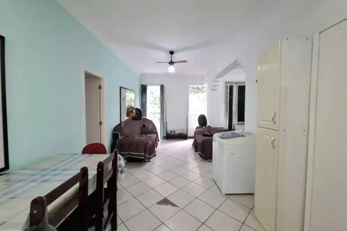 Apartamento : / Residencial / Glória
