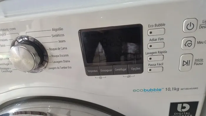 Máquina de lavar roupa Samsung