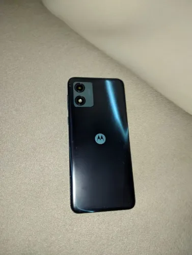 Celular Motorola Moto E13