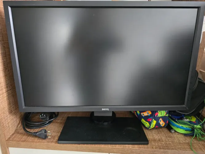 Vende-se Monitor BenQ 24 Polegadas 