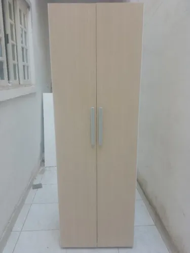 Armário multiuso.. semi-novo 