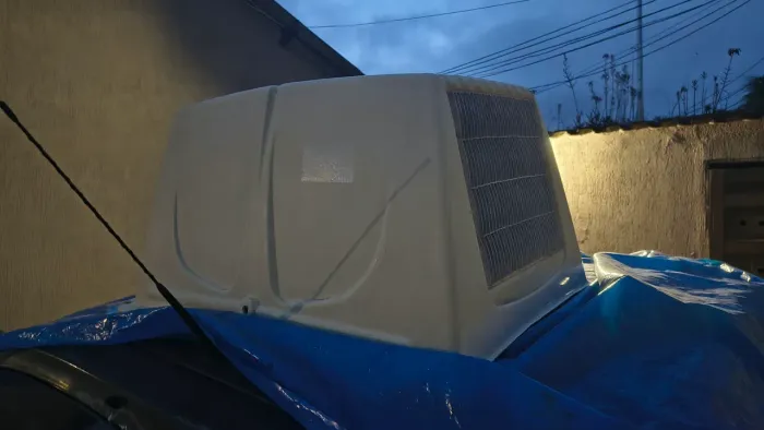 Caixa de proteção para ar condicionado de janela