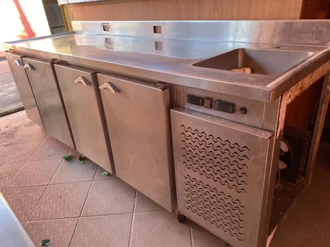 Equipamento de restaurante 
