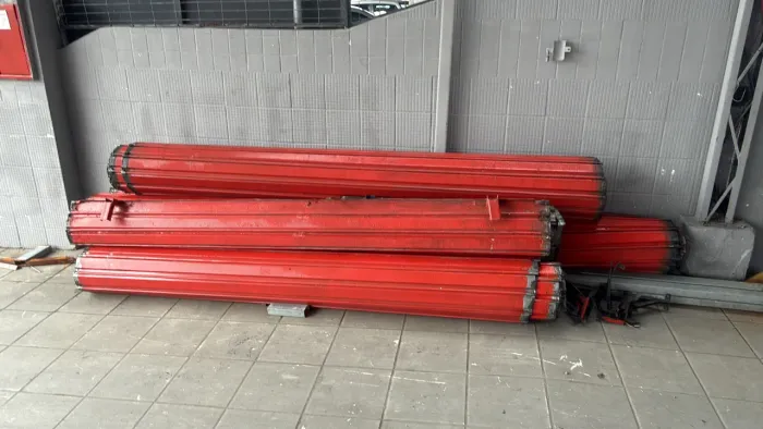 Vende portas de rolo 4,00 por 2,5 ( 4 un )
