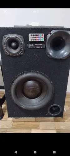 Caixa no de som automotivo 550 RMS