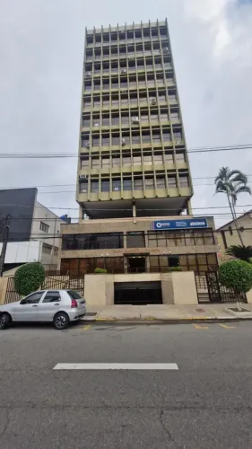 Imóvel para aluguel possui 80 metros quadrados com 1 quarto em Vila Mathias - Santos - SP