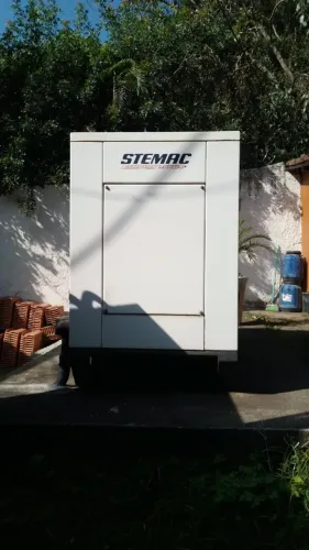 VENDO GRUPO GERADOR CAINADO STEMAC DE 33 KVA