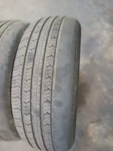 Par pneu 185/60/14