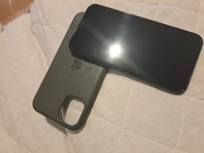 vendo iphone 11 64 GB