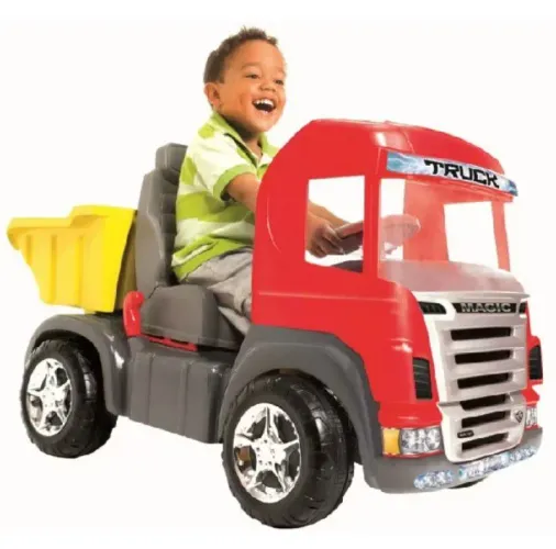 Caminhão infantil caçamba articulada e pedal.