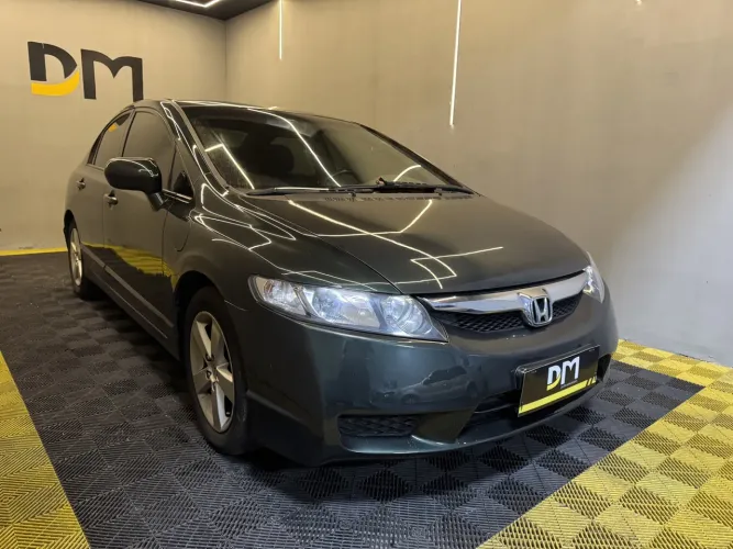 Honda Civic Sedan EXS 1.8/1.8 Flex 16V Aut. 4P 2010