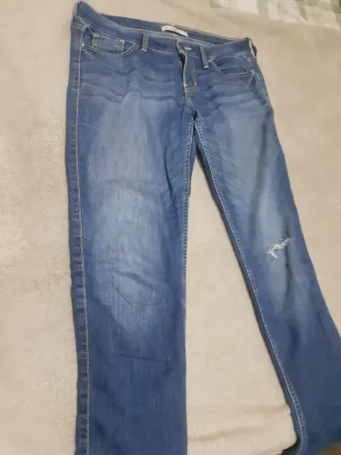 Calça jeans hollister importada tamanho 37/27