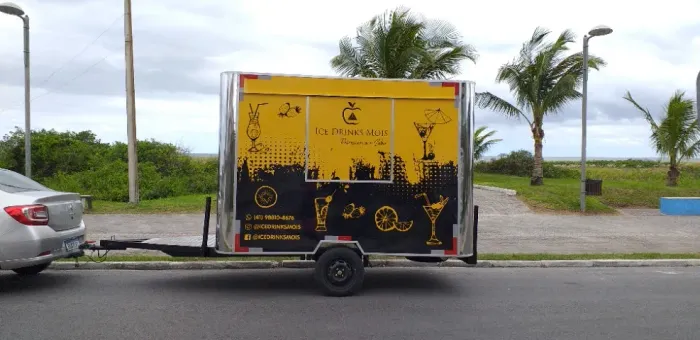 Trailer drinks food
