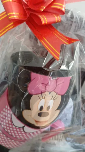 Conjunto duas canecas e um prato da Minnie
