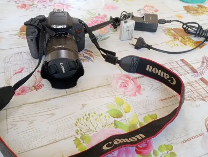 Câmera Fotográfica Canon T5 I