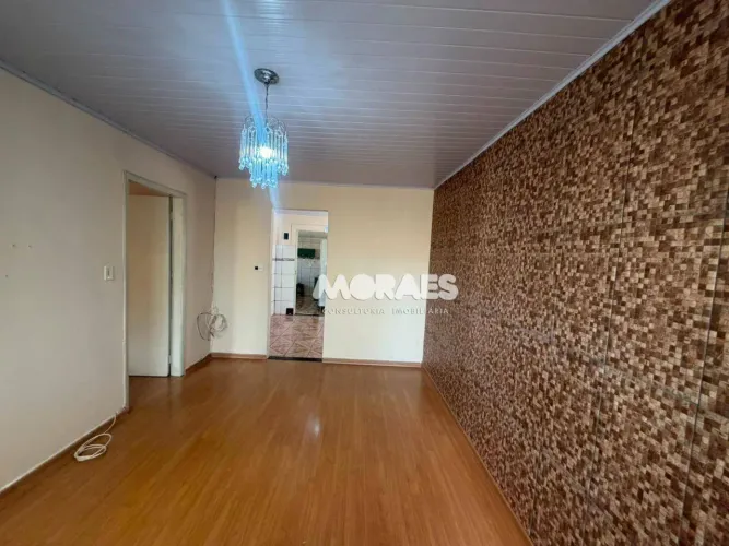Casa com 2 quartos para alugar, 151 m² por R$ 1.801/mês - Vila Carolina - Bauru/SP