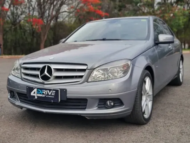 Mercedes-Benz C-180 CGI Classic 1.8 16V 156cv Aut. 2011