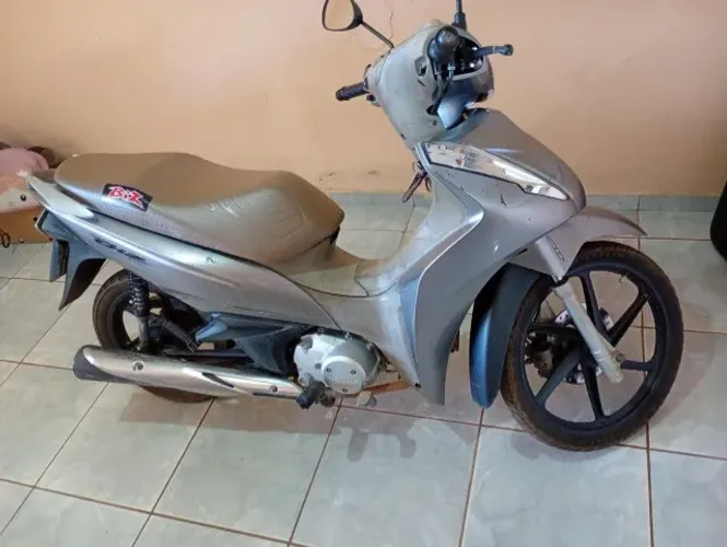 Vendo uma moto biz 125
