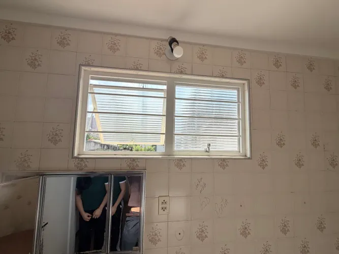 Janela de Banheiro em Alumínio Branco