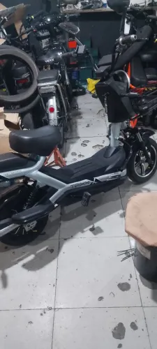 Vendo bicicleta elétrica trixx 1000w