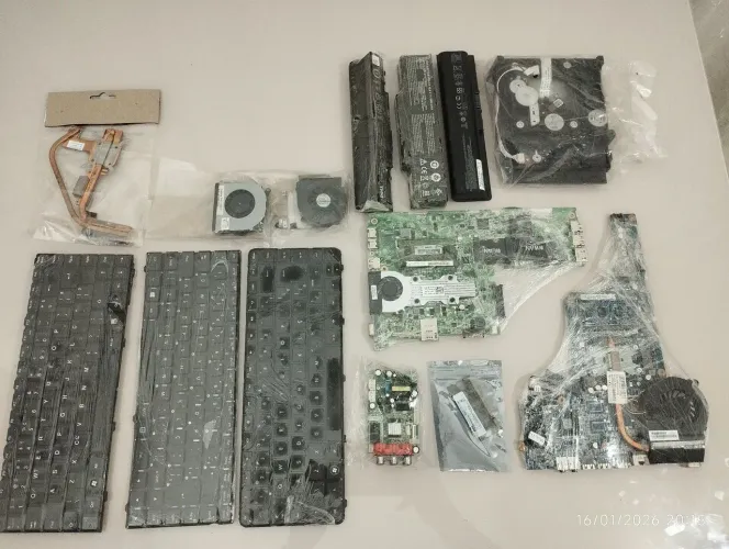 PEÇAS de Notebook USADO, Placa culer para Reposição de peças PREÇO NEGOCIÁVEL