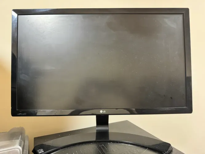 Monitor LG - 21,5 polegadas