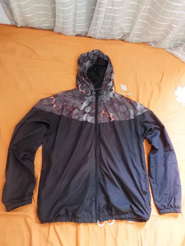 Corta vento Lacoste