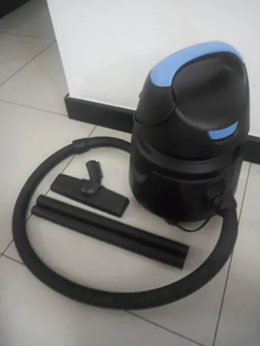 ASPIRADOR ELETROLUX HIDROLUX , ASPIRA AGUA E PO , USADO 1 VEZ , SOMENTE R$ 200,00