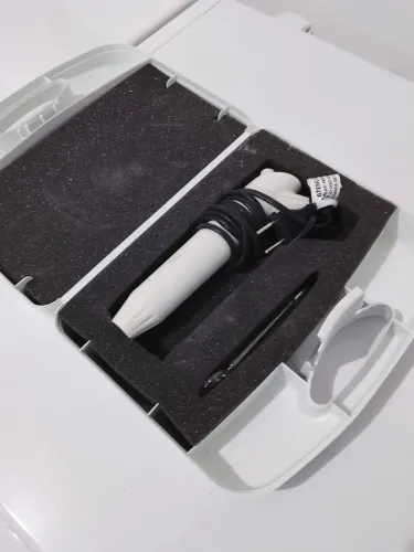Vende-se caneta de alta frequência facial