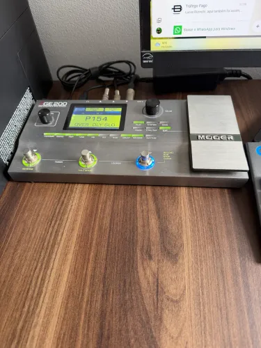 Pedaleira mooer GE 200