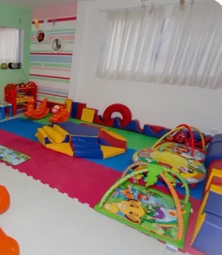 VENDE-SE ESTRUTURA COMPLETA DE BERÇARIO - BAIRRO SANTA MÔNICA - UBERLÂNDIA MG
