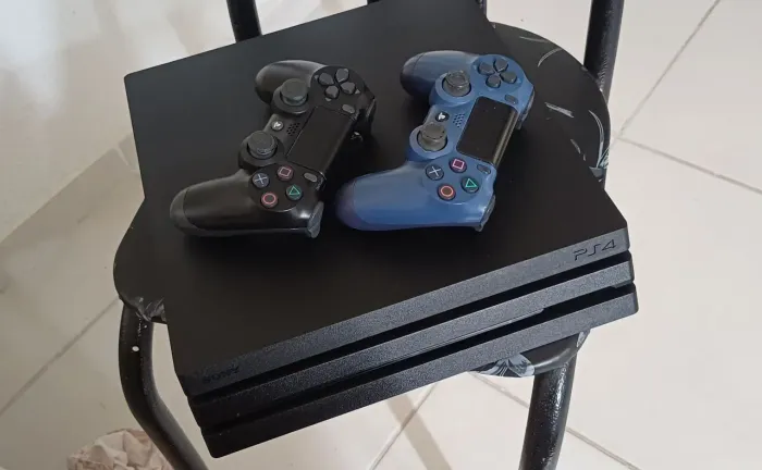 Ps4 pro 4k 1TB top aceito cartão
