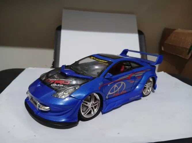 Miniatura 1/24 kentoys