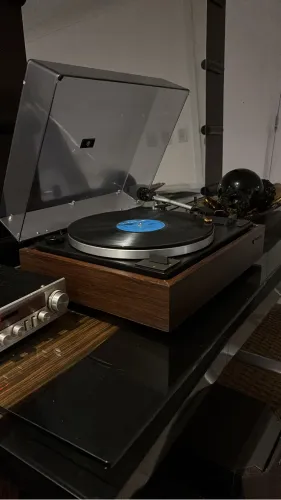 Toca Discos semiautomático Kenwood KP-2022A