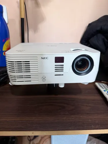Projetor NEC VE282 funcionando perfeitamente