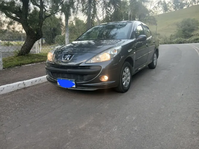 Peugeot 207 Sed. Passion XR Sport 1.4 Flex 8V 4P 2010