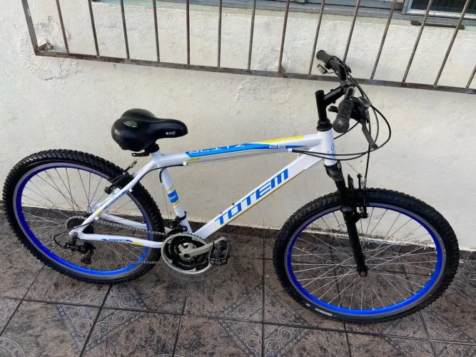 Bicicleta aro 26 totem quadro de alumínio 21 marchas com suspensão!!