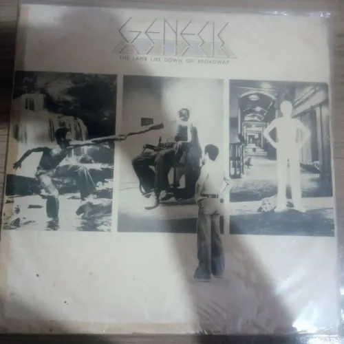 LP / Vinil Genesis - The Lamb Lies Down on Broadway (Duplo)