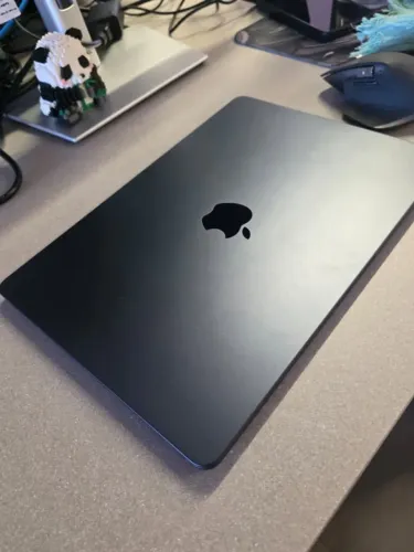 Macbook Air m2 16gb