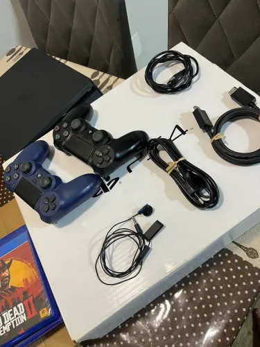 PS4 slim de 1 TB 