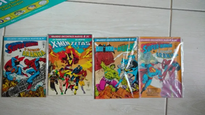 Grandes Encontros Marvel & DC (Editora Abril), em bom estado!