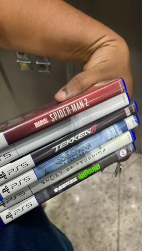 Vendo jogos de PlayStation 5