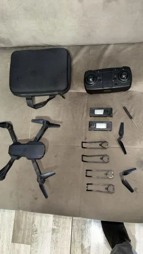 DRONE fpv ótimo com câmera e acessórios 