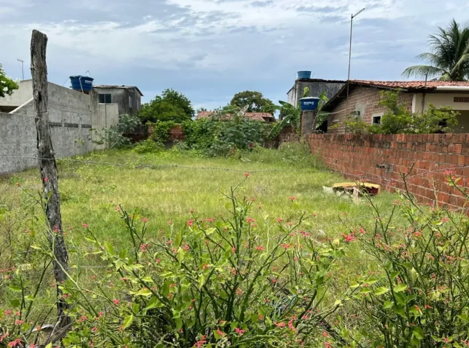 TERRENO À VENDA PRAIA DE CATUAMA PONTA DE PEDRAS