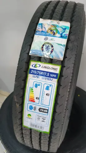 Pneu de caminhão 215