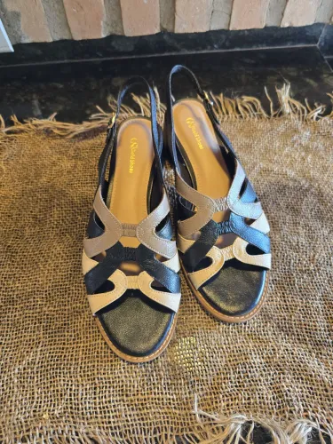 Sandália azul marinho GoldShoes
