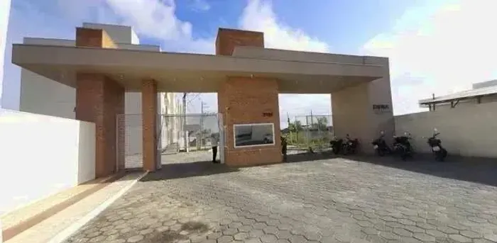 Apartamento Semi Mobiliado Itaipava