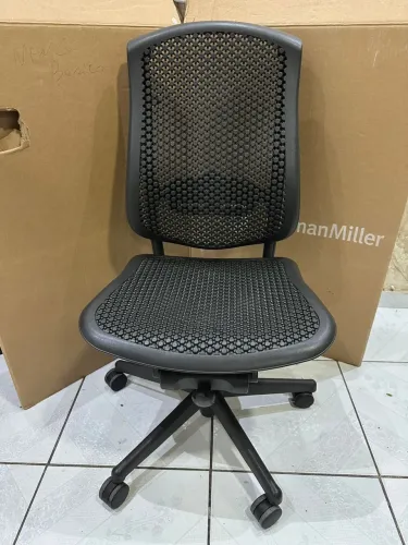 Cadeira Herman Miller Celle + Frete Grátis SP Capital